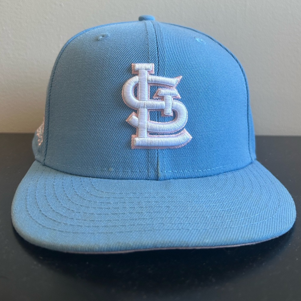 Saint Louis Cardinals blue/pink fitted hat